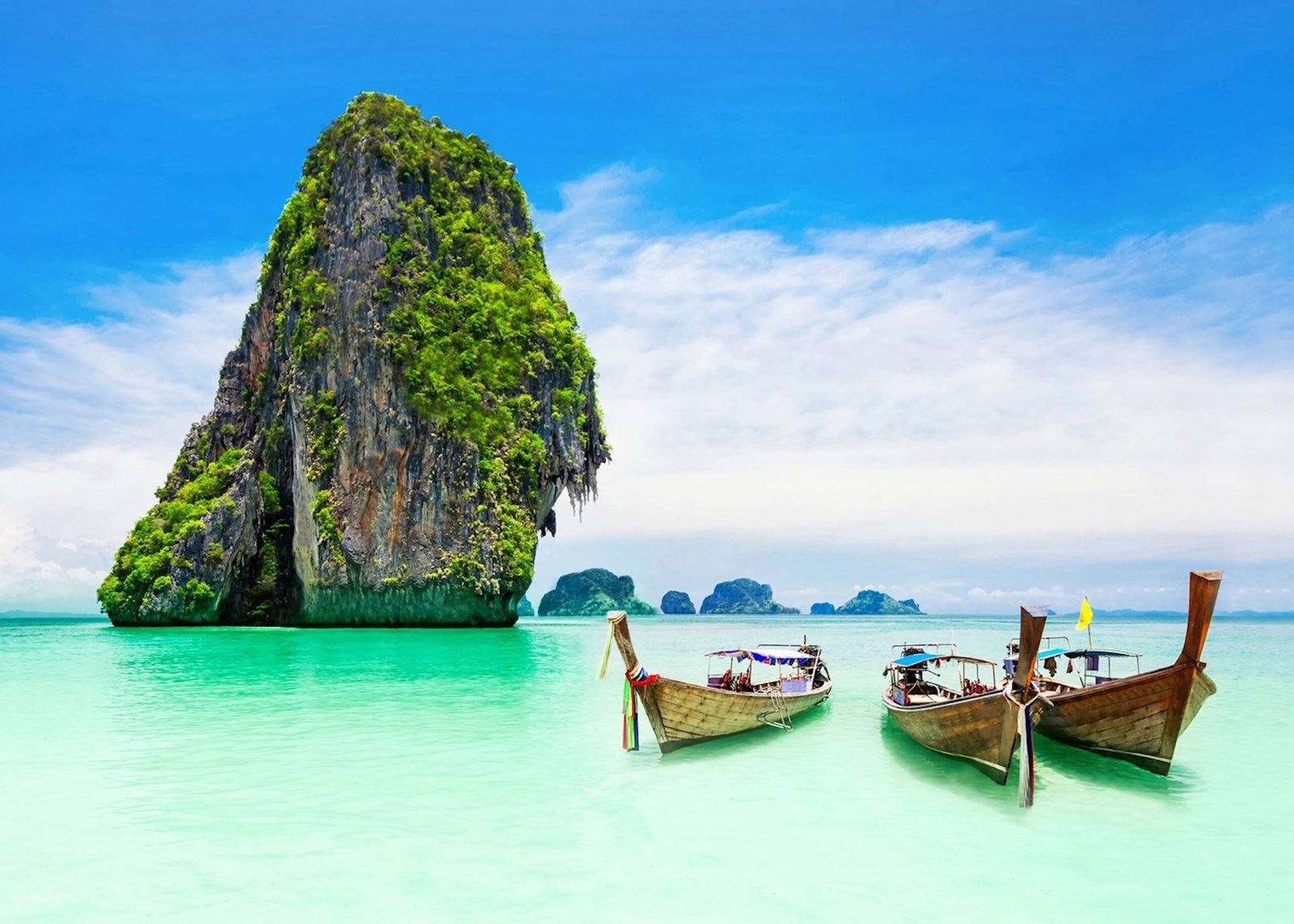 15979556-phuket-thailand